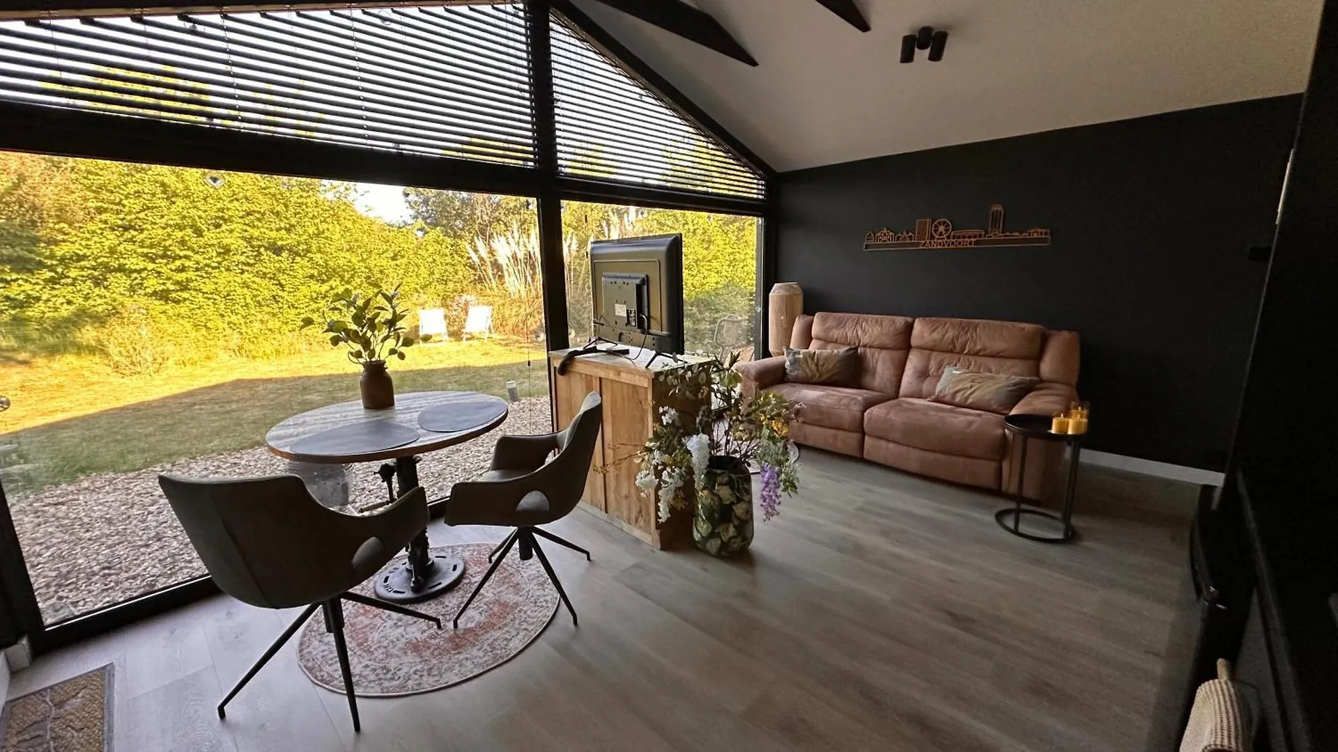 B&B Het Duinhuisje Met Jacuzzi, Gratis Parkeren, 2 Fietsen Te Leen, Airco location